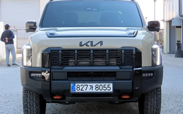 수원중고차시장 타스만 2.5 T-GDI 4WD 매물 사진 3 - 2025/05 25,662km